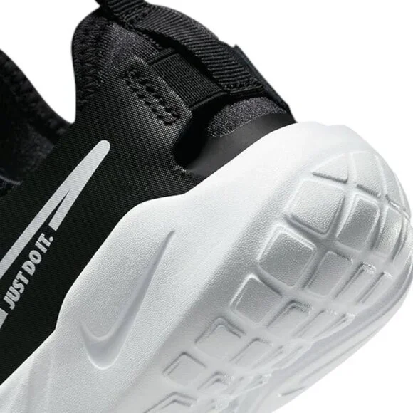 Nike Flex Runner 2 Pull On Sneakers DJ6040-002 Child Youth‎ Kid Size 1Y NEW